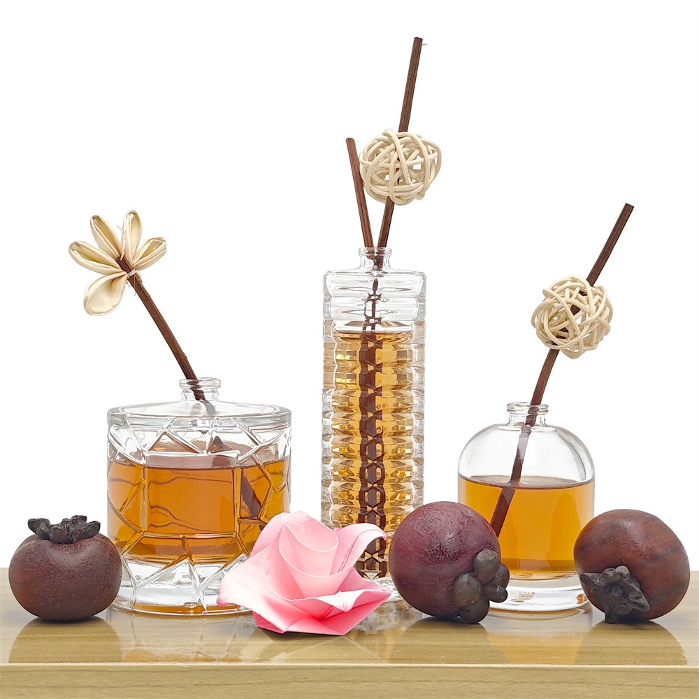 High End Glass Perfume Bottle Bayonet Perfume Sub 01.jpg