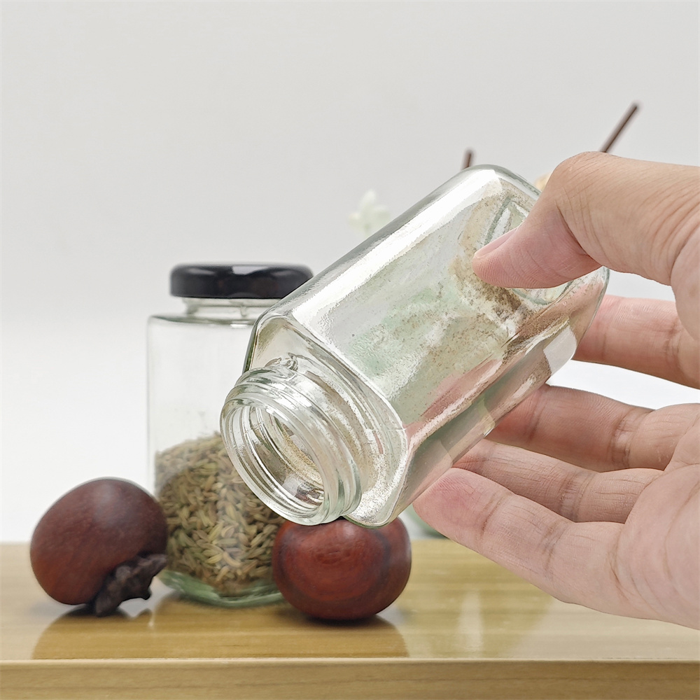 Square Glass Seasoning Bottle, Solid Wood Lid, Gla05.jpg