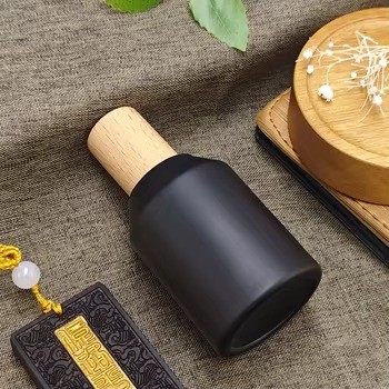 Black Round Frosted Perfume Bottle, with Customizable Pump Heads and Compatible with Different Bottle Caps